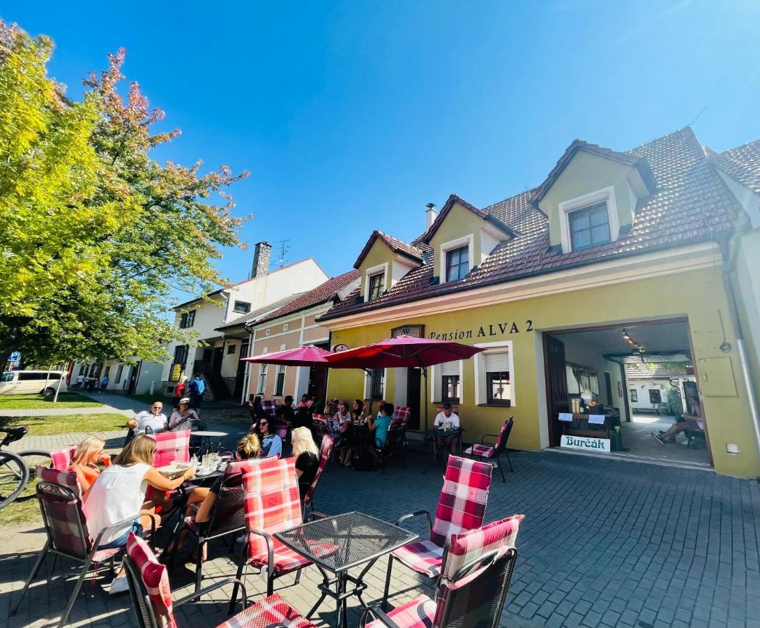 Alva Pension 2 Mikulov Exterior foto